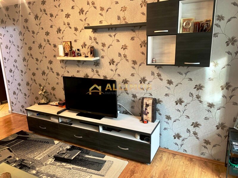 Ploiesti Apartament 2 camere in Ploiesti, zona Baraolt